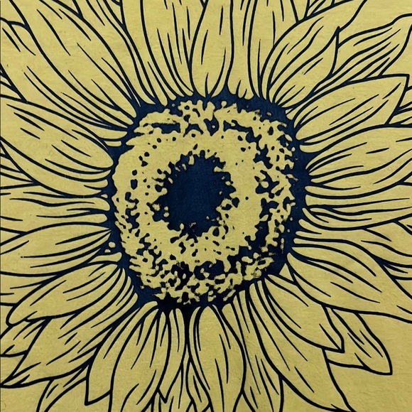 Yellow Sunflower Graphic Tee - Picture 3 of 3